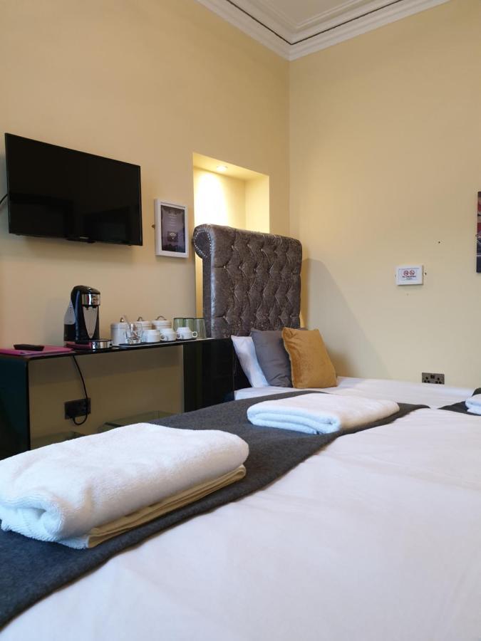 Comfort Triple Room