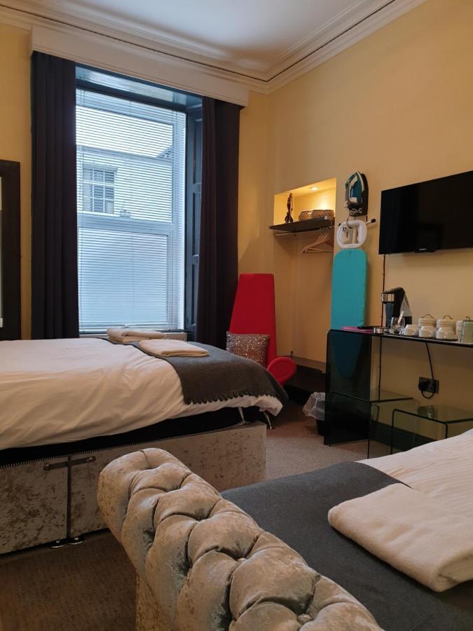 Comfort Triple Room
