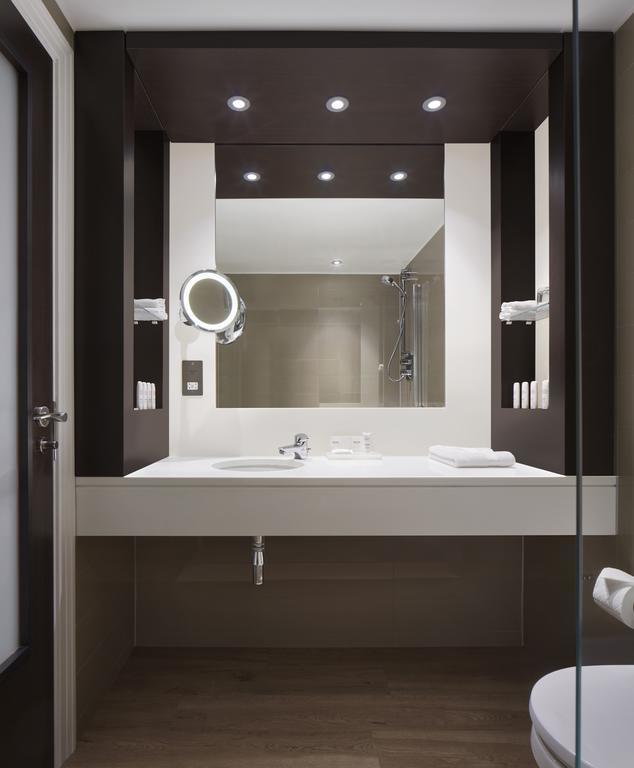 Superior Room with Hill View