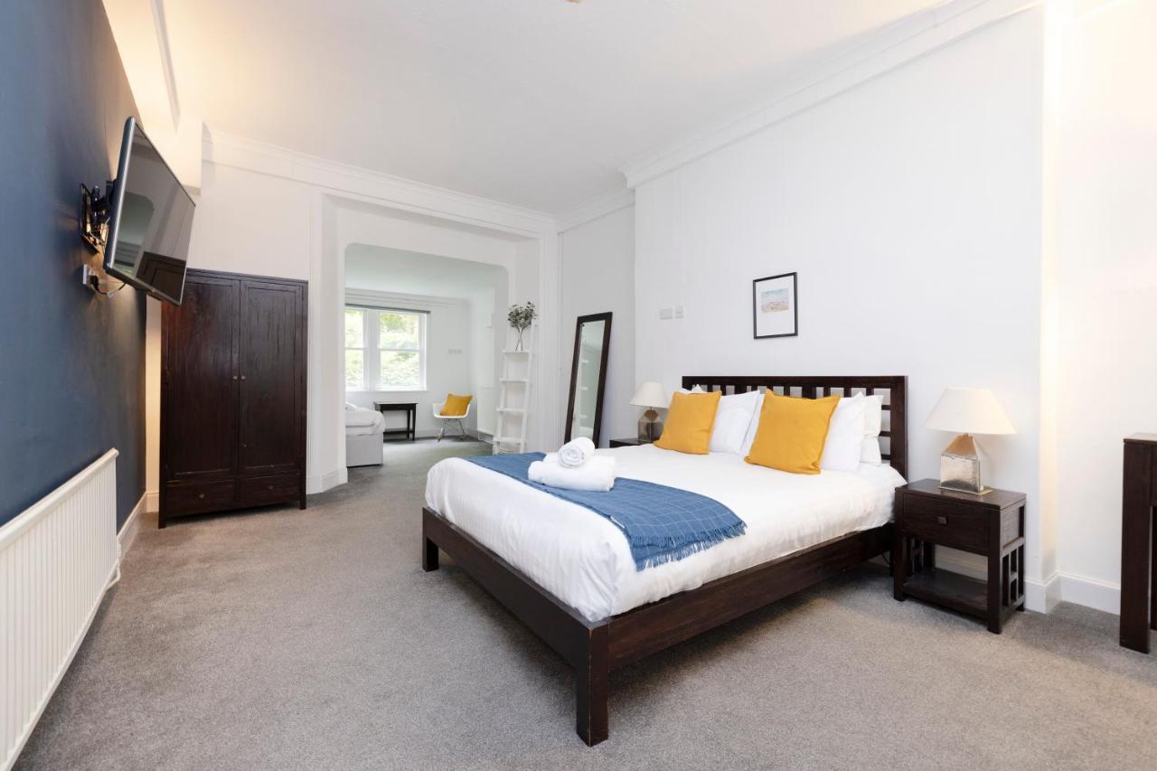 Family Room with Private Bathroom,1008513859:JPEG