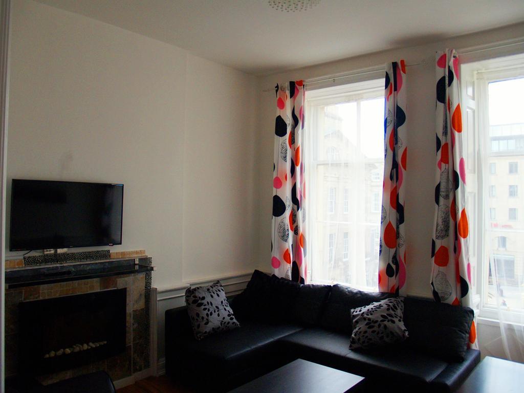 Two-Bedroom Apartment 4