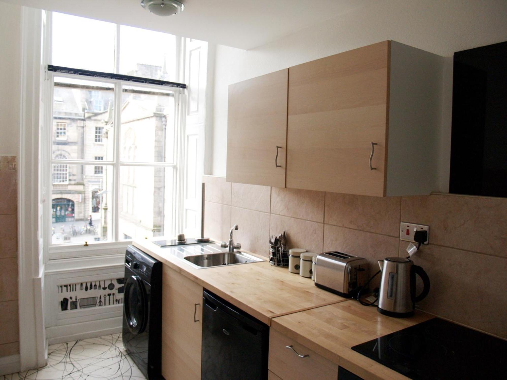 Two-Bedroom Apartment 4
