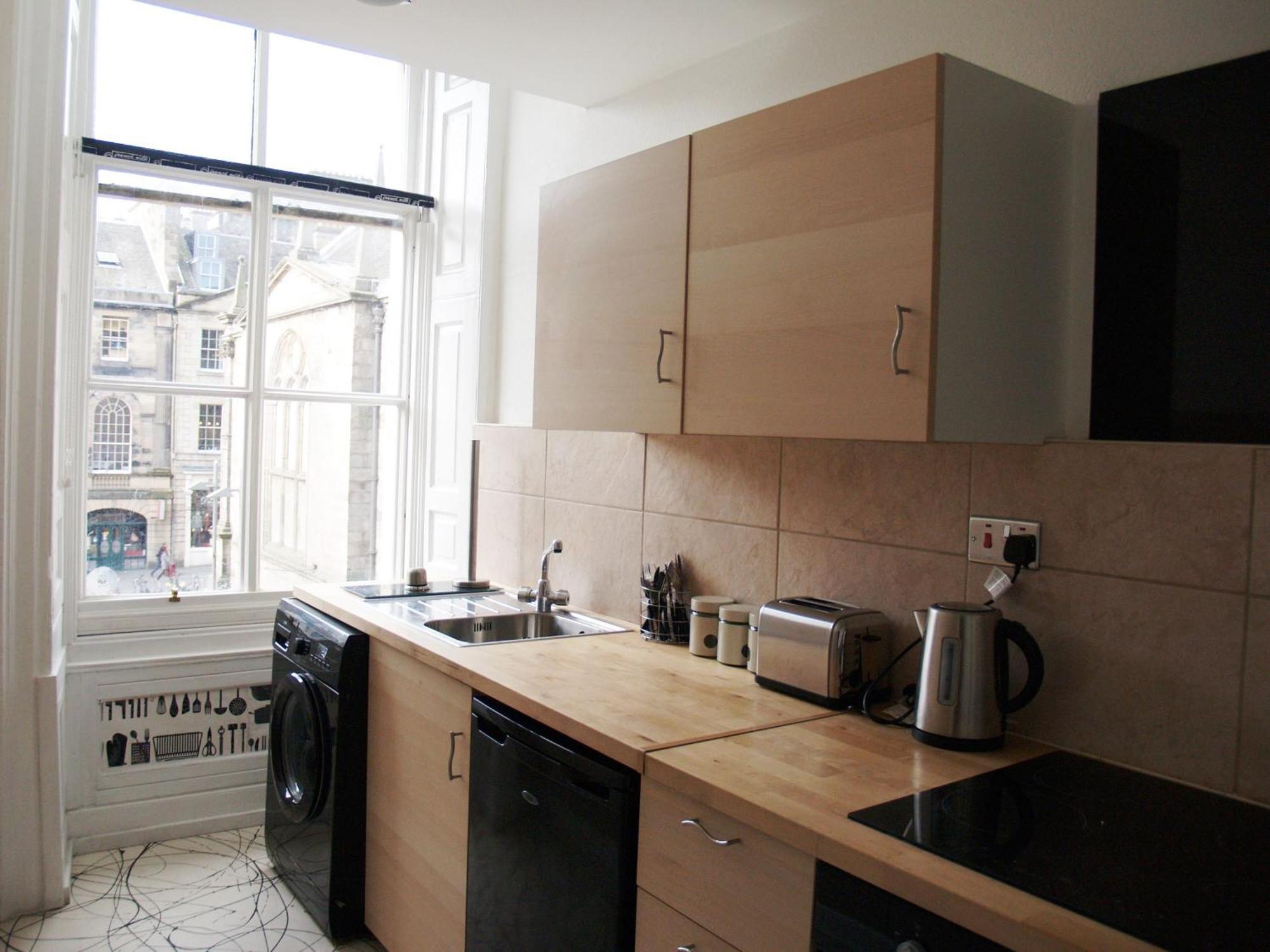 Two-Bedroom Apartment 4