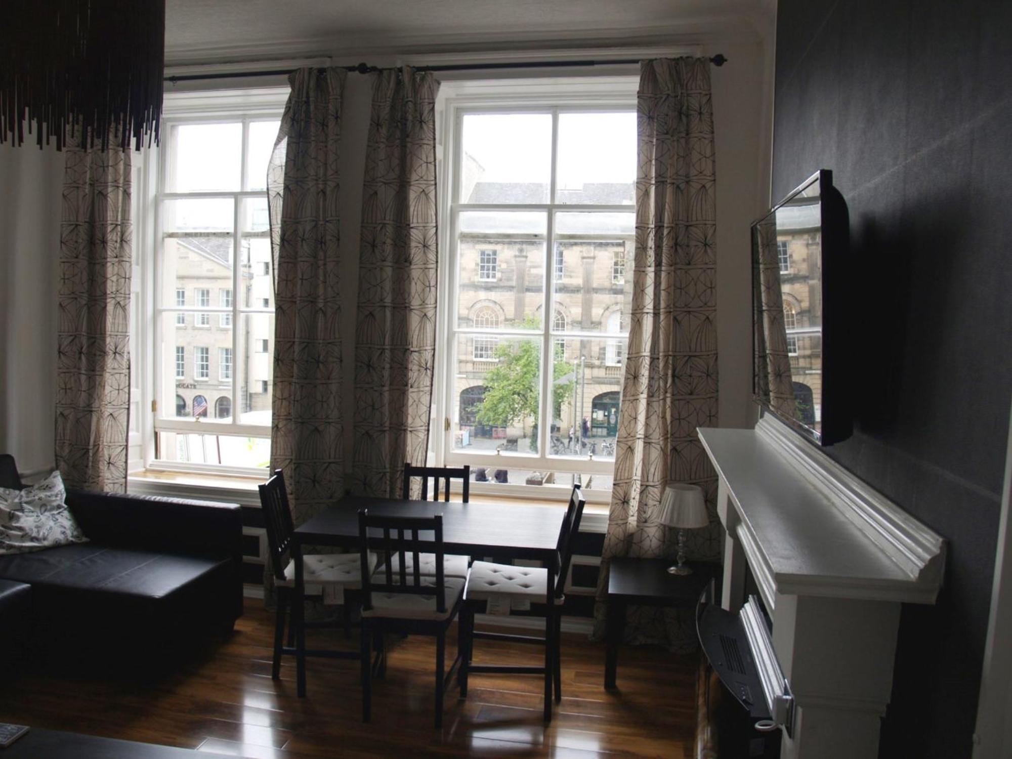 Two-Bedroom Apartment 3
