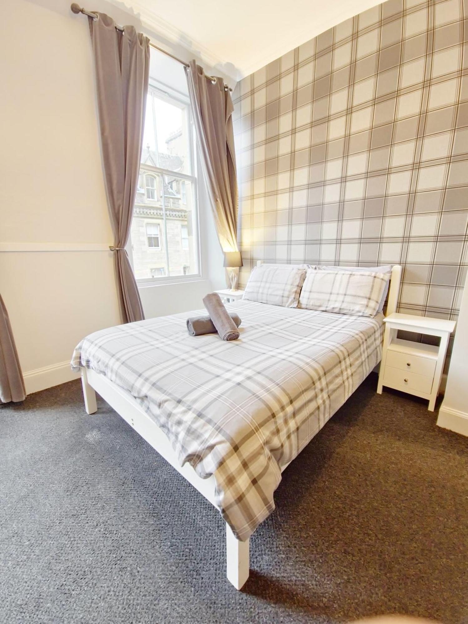 Double Room with Shared Bathroom,1627271138:JPEG