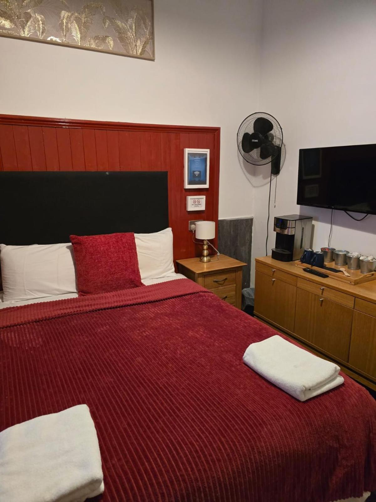 Deluxe Double Room,1644479560:JPEG