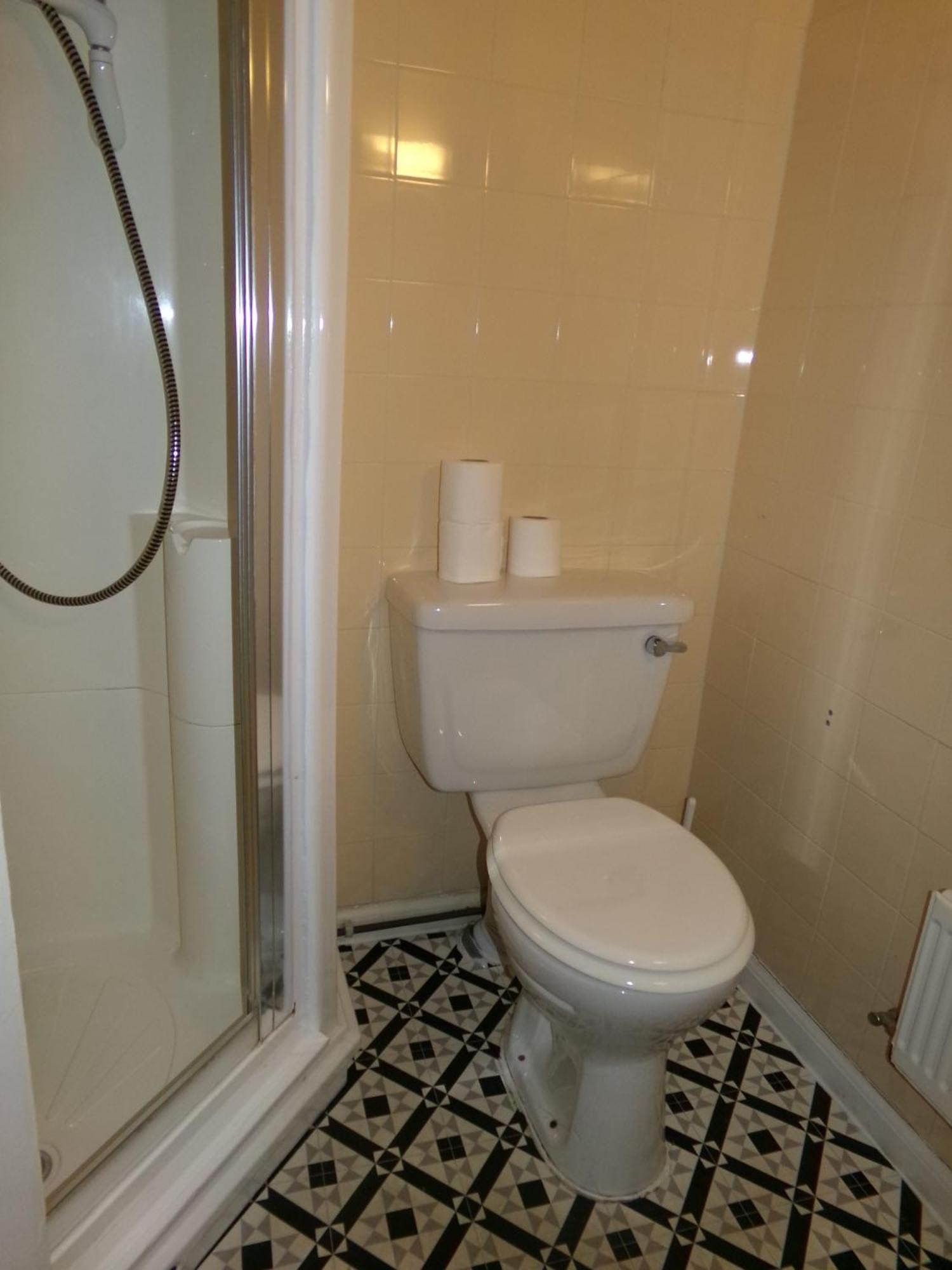 Double Room with Private External Shower Room