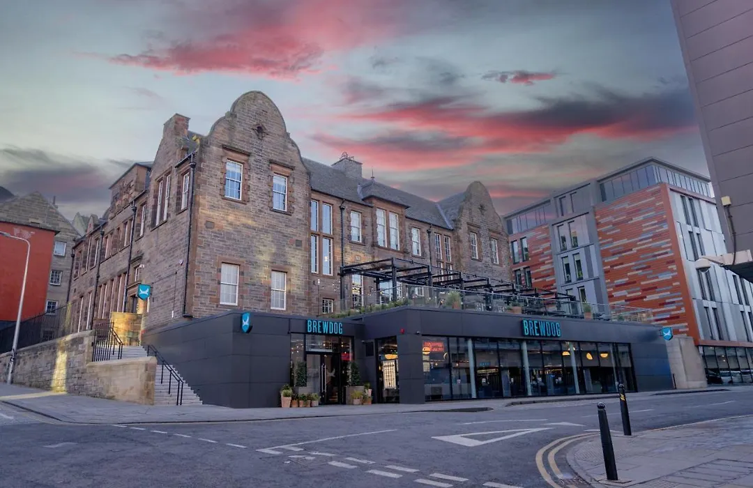 Brewdog Doghouse Edinburgh-1