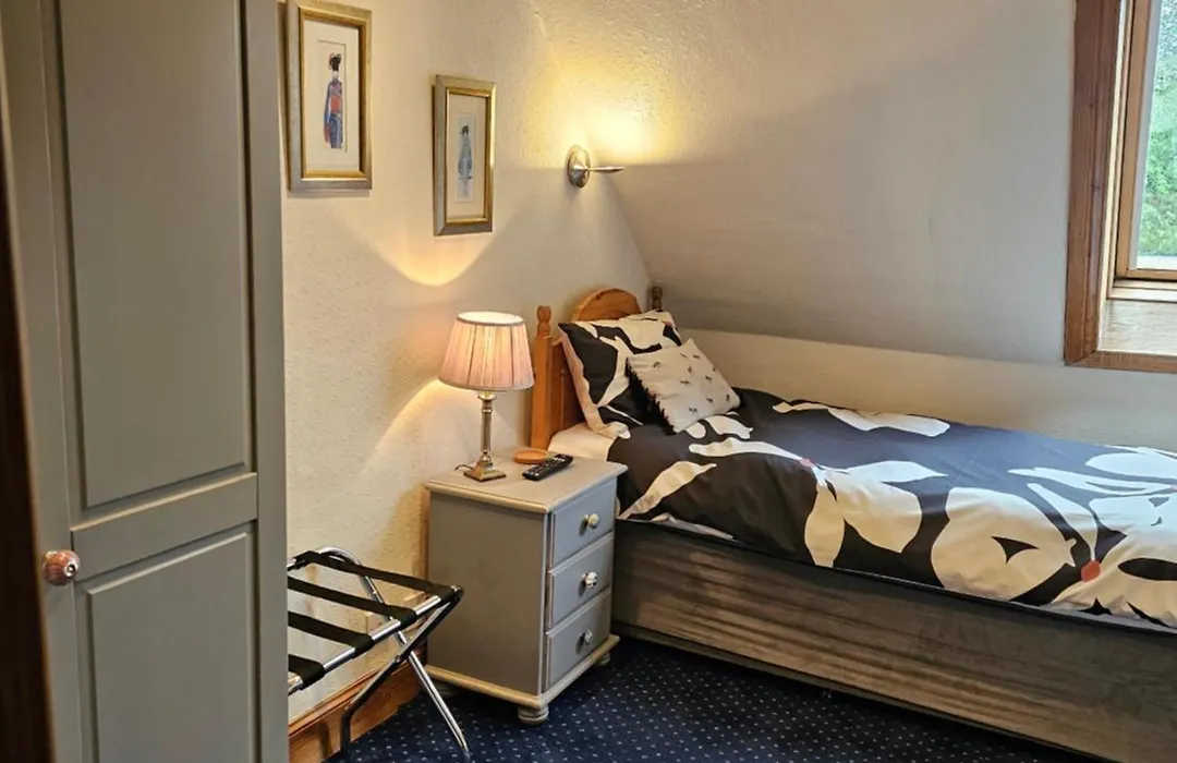 Smiths Guest House-1