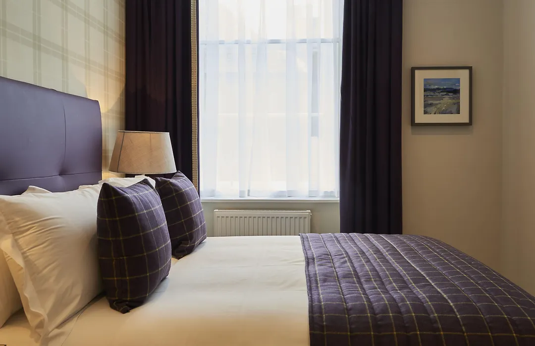 Braid Apartments By Mansley-1