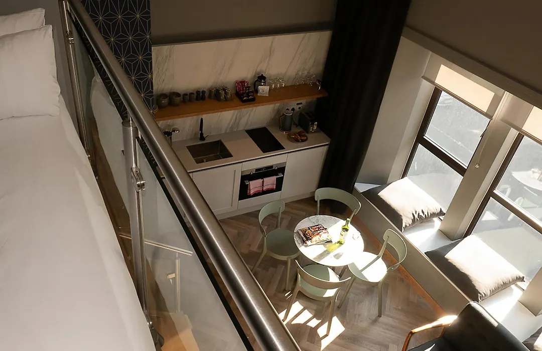 Km Apartments-1