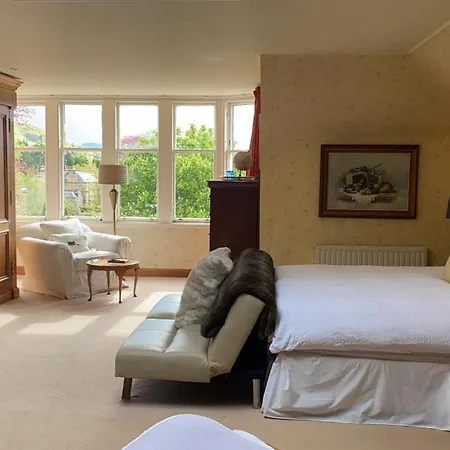Claremont House-2