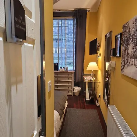 The Residence - No 8-2