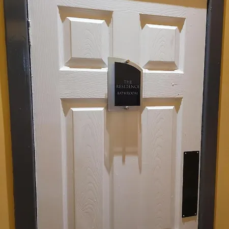 The Residence - No 8-3