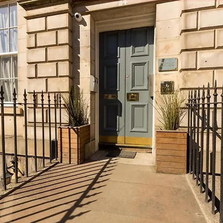 York Place Apartments By Destination Edinburgh-3