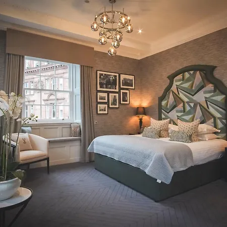 The Rutland Hotel & Apartments-3