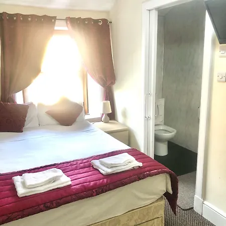 Dalry Guesthouse-2