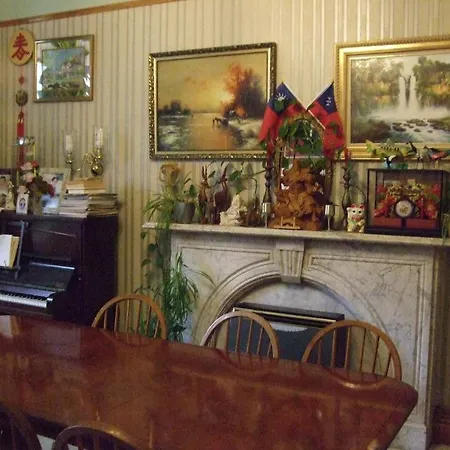 Swanlake Guest House-2
