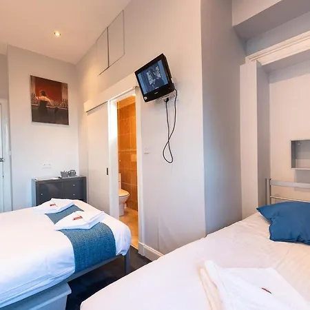 Edinburgh Caledonian Guesthouse-3