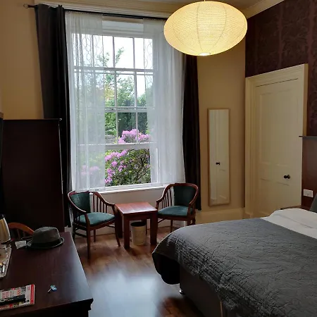 Dene Guest House, New Town-2