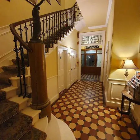 Minto House-2